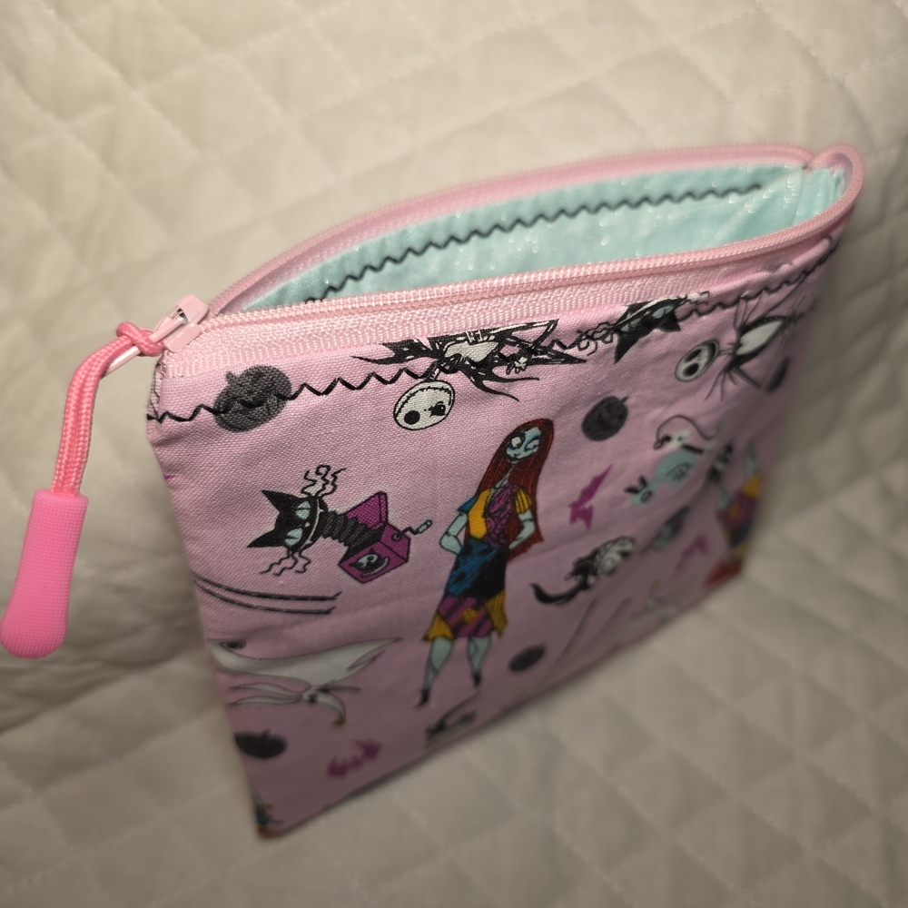 Pink Patterned Clutch Halloween Design - Picture 2 of 5